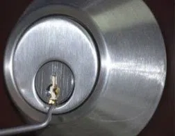 Galaxy Locksmith Store Kansas City, MO 816-826-3128 - 7-Broken-Key-Extraction